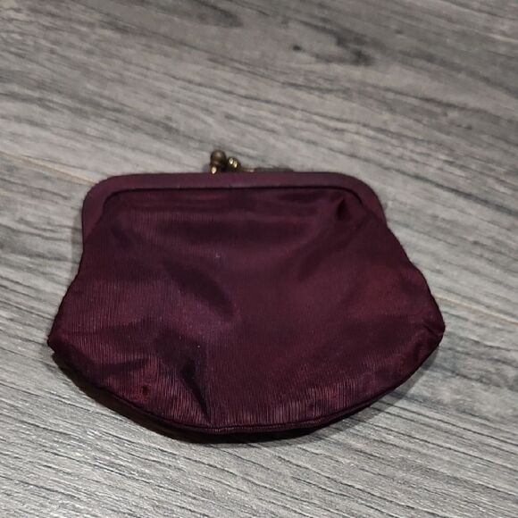 RARE Vintage EGGPLANT Mini Kisslock Coinpurse - Picture 1 of 6